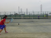 女子テニス練習風景